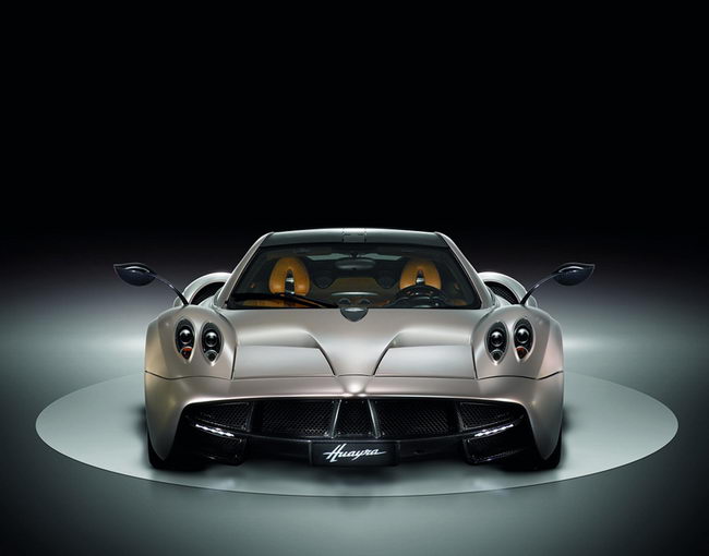 Фотографии нового суперкара Pagani