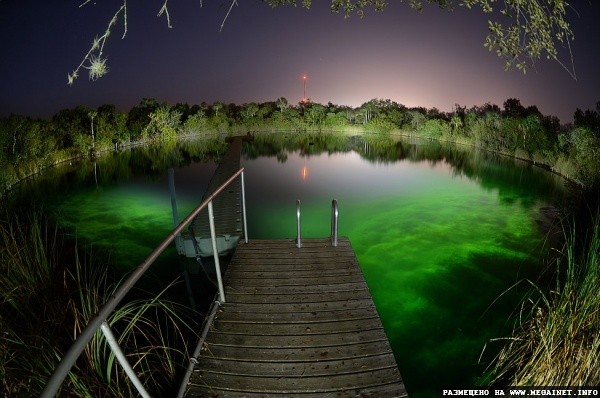 Ночные фотографии подводных пещер